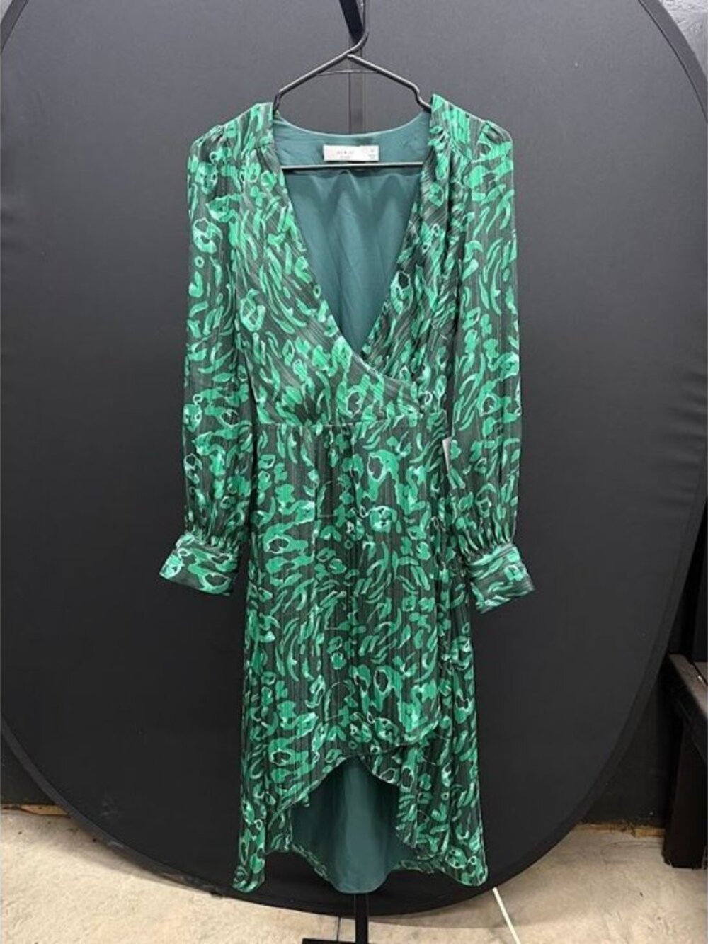 Ali & Jay No Regrest Midi Green V-Neck Dress
